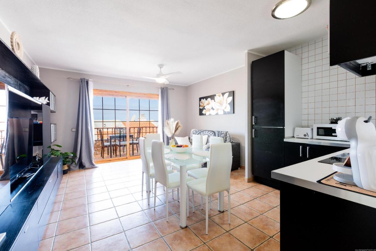 Apartment 21 C Bouganvillas