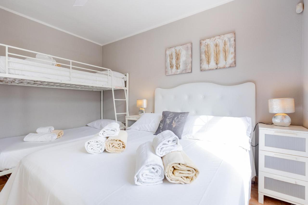 Apartment 21 C Bouganvillas *